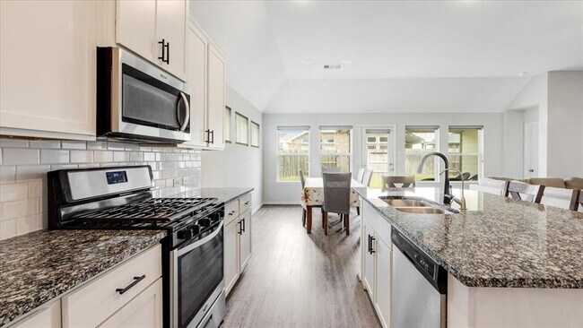 Building Photo - 814 Thomas Ridge Ln