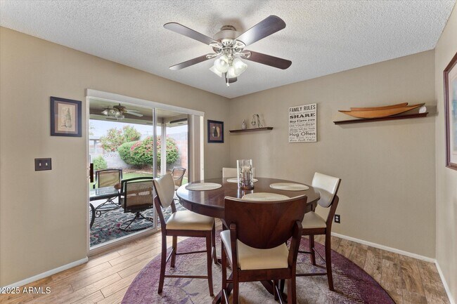 Building Photo - 5152 E Emerald Cir