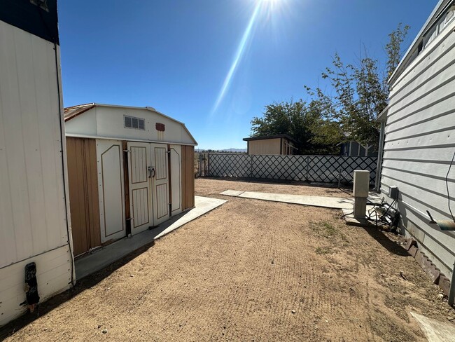 Building Photo - Gorgeous Manufactured Home