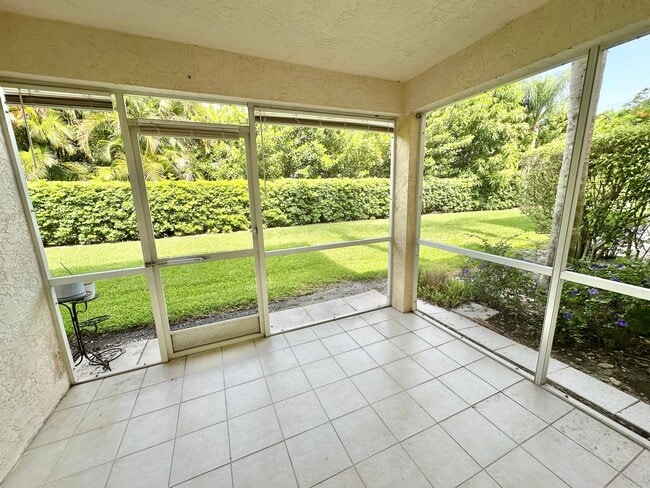 Building Photo - 7773 Jewel Ln