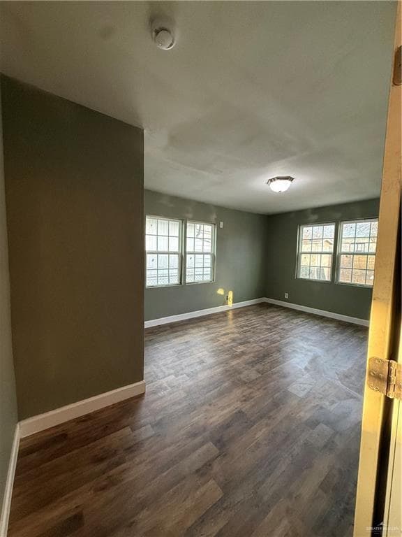 Building Photo - 9 S Dakota St