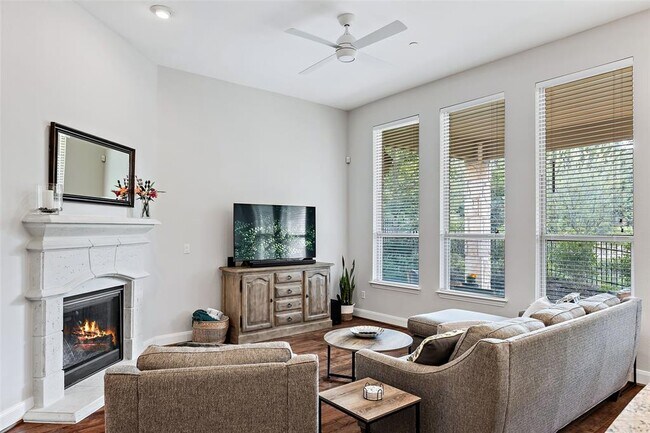 Building Photo - 106 Maxwell Way