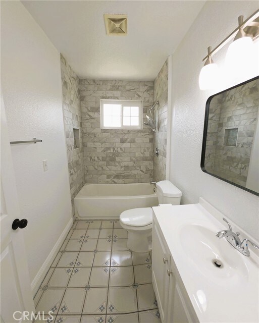 Building Photo - 10451 Whirlaway St