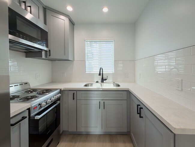 Building Photo - 1211 Beryl St