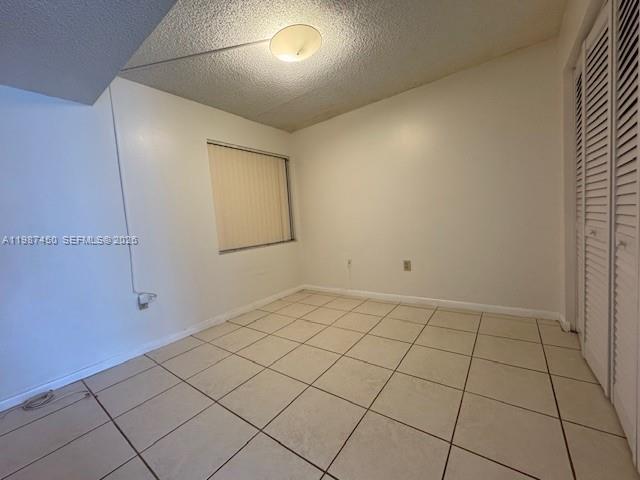 Building Photo - 9010 SW 125th Ave