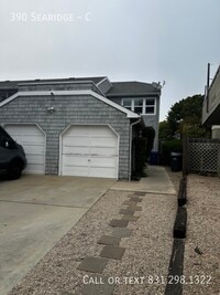 Building Photo - 390 Searidge-C