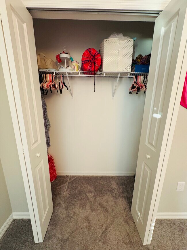 Building Photo - 7335 Canterbury Bells Ct