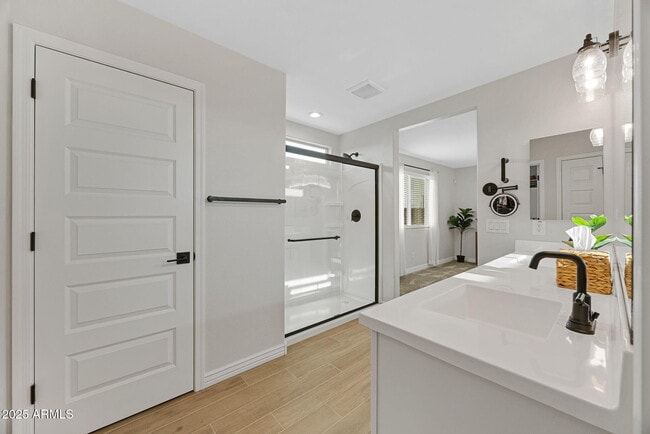 Building Photo - 11716 N 168th Dr