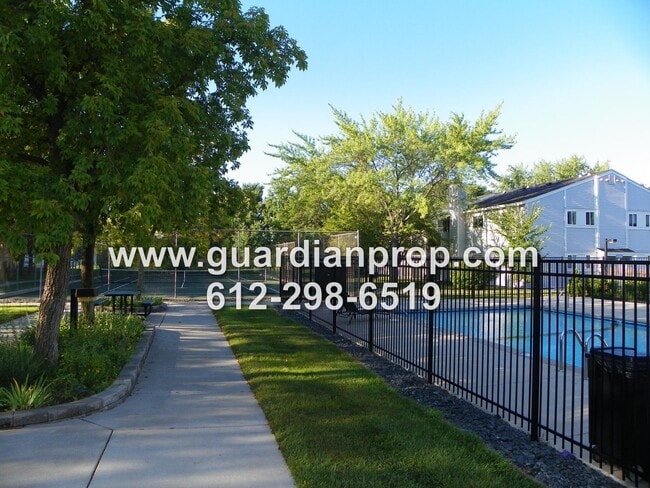 Building Photo - 2nd Floor Condo for September, Balcony, Fi...