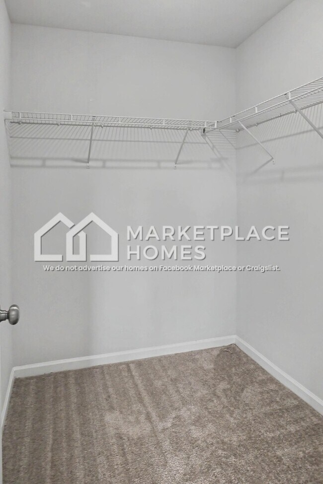 Building Photo - 4147 Hudson Ct SW
