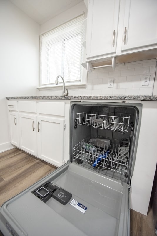 Building Photo - 1937 Washington Ave