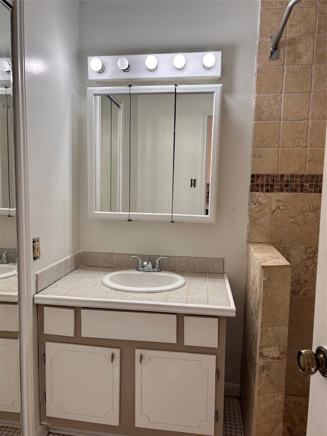 Building Photo - 16327 Beretta Ct