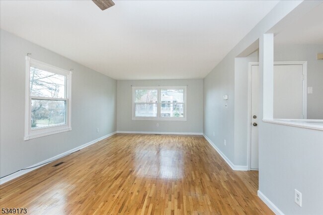 Building Photo - 222 Ashland Ave