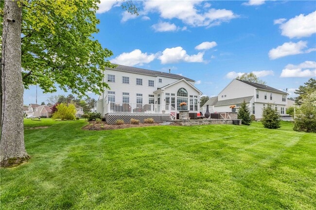 Building Photo - 636 Yardley Ct