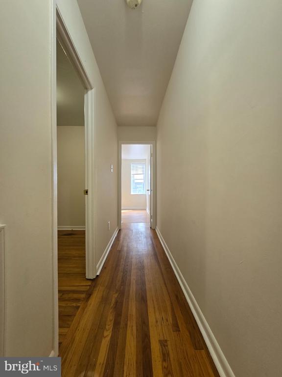 Building Photo - 623 N 32nd St