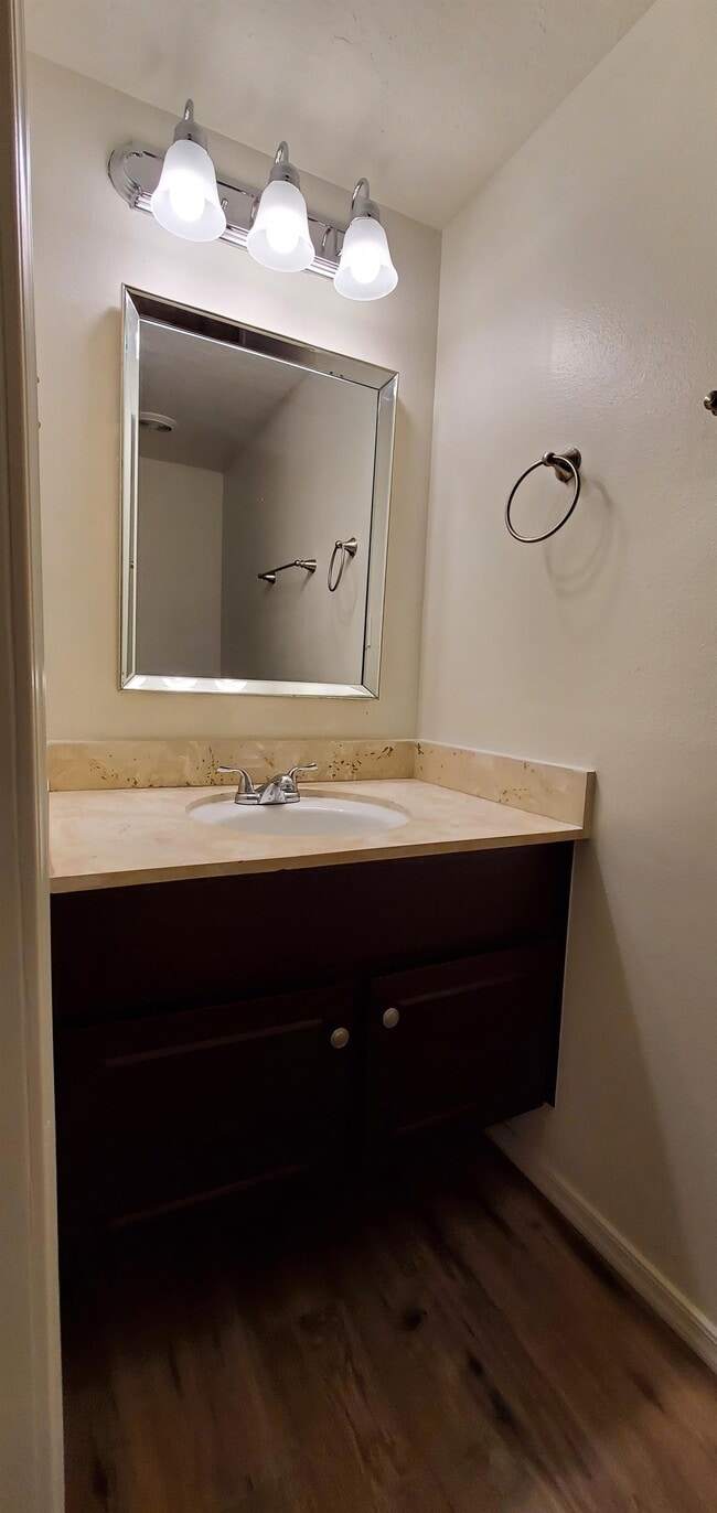 Building Photo - 6825 E Osborn Rd