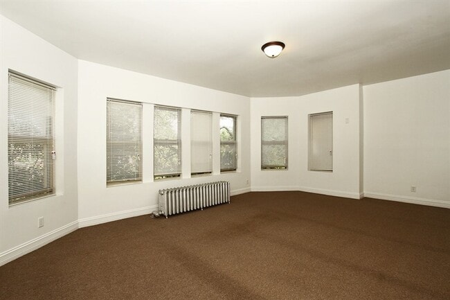 Building Photo - 7800 S Michigan Ave Chicago, IL 60619