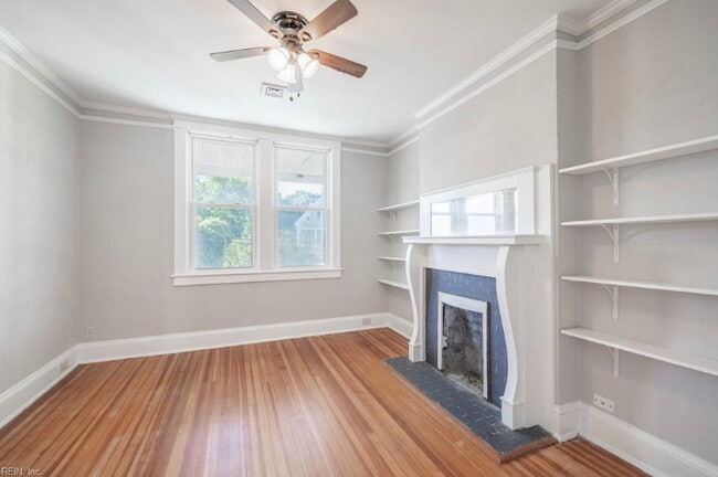 Building Photo - 214 Lucile Ave