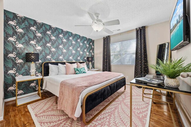 Building Photo - 414 28th Ave N