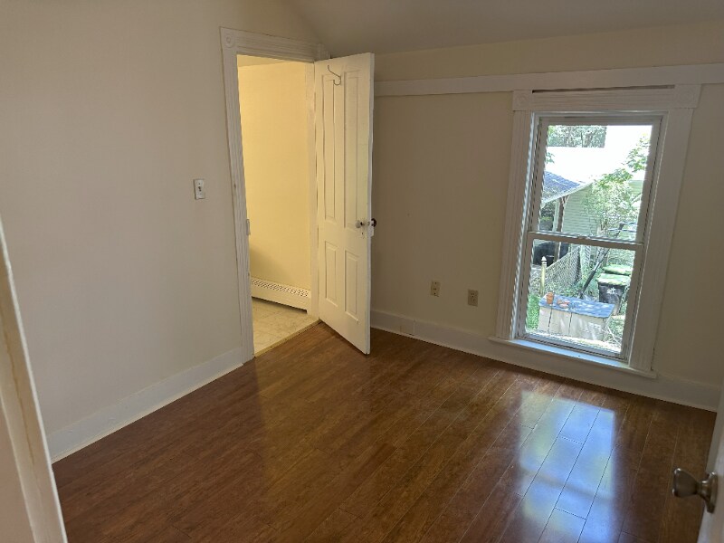 Building Photo - 131 Lee Ave