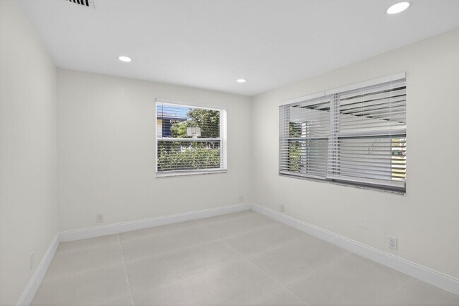 Building Photo - Renovated 3BR/2BA Corner Single-Family Home – Large Fenced Yard, NO HOA