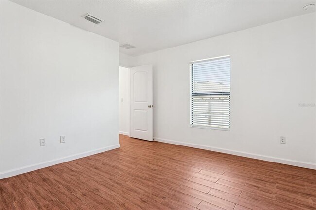 Building Photo - 26411 Bertram Rd