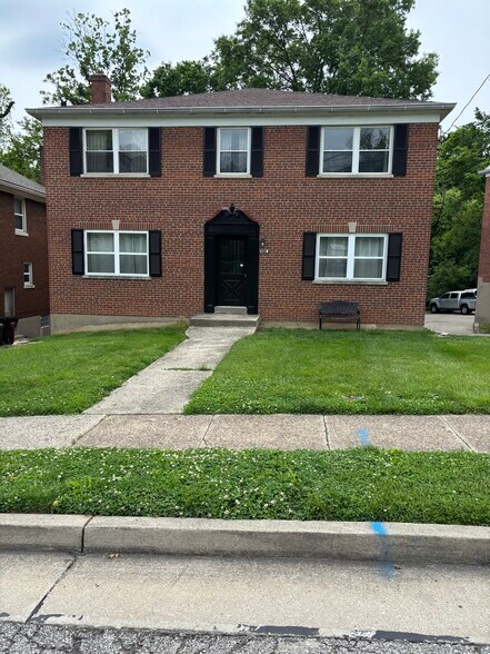 Building Photo - 1119 Amsterdam Rd