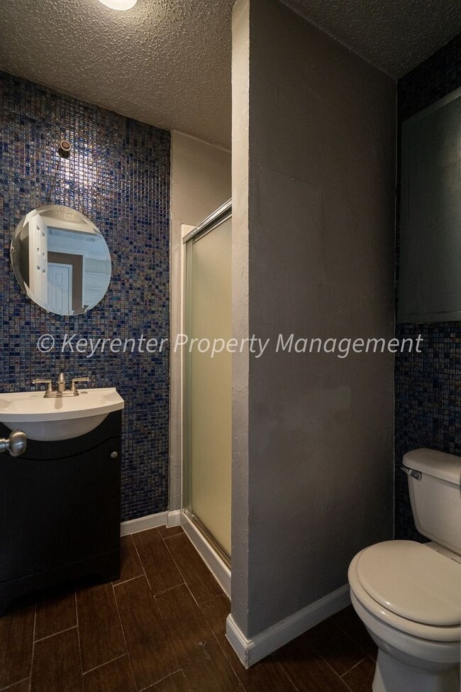 Building Photo - Wonderful 3BD/2BD Home minutes away from Quail Springs Mall & Chisholm Creek.