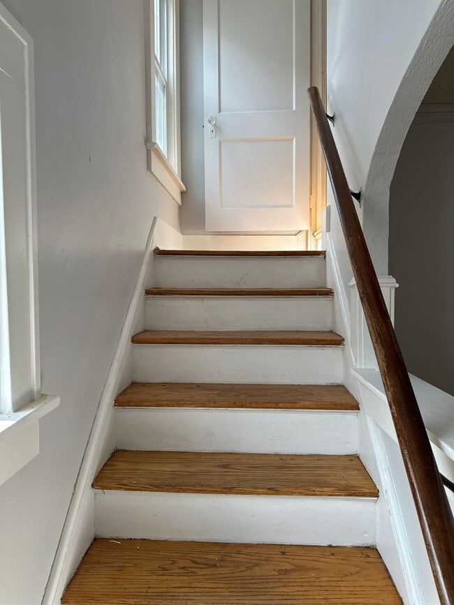 Building Photo - YOU WILL LOVE THIS HOME . CALL NOW FOR APPOINTMENT !!!