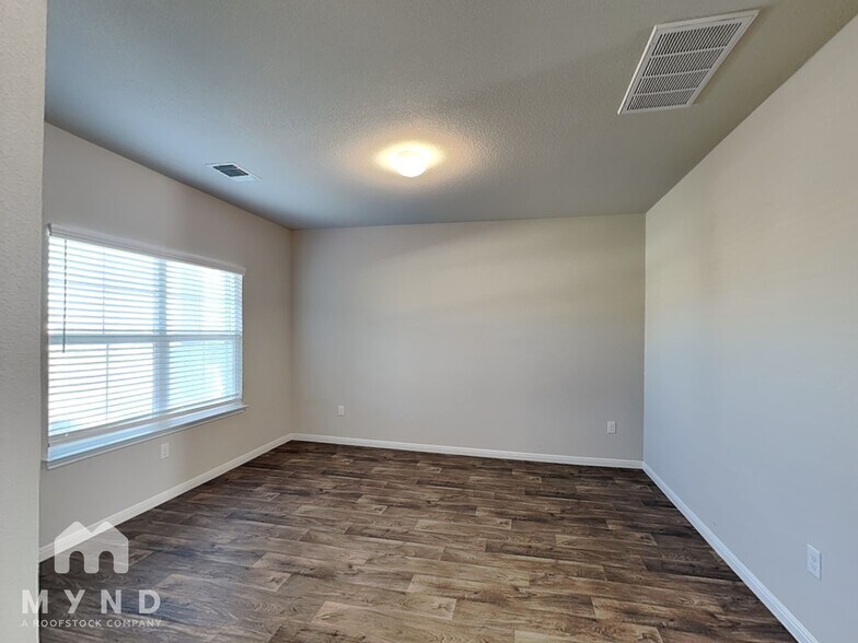 Building Photo - 11125 Pack Wagon Trail