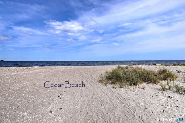 Building Photo - 25 Milford Point Rd