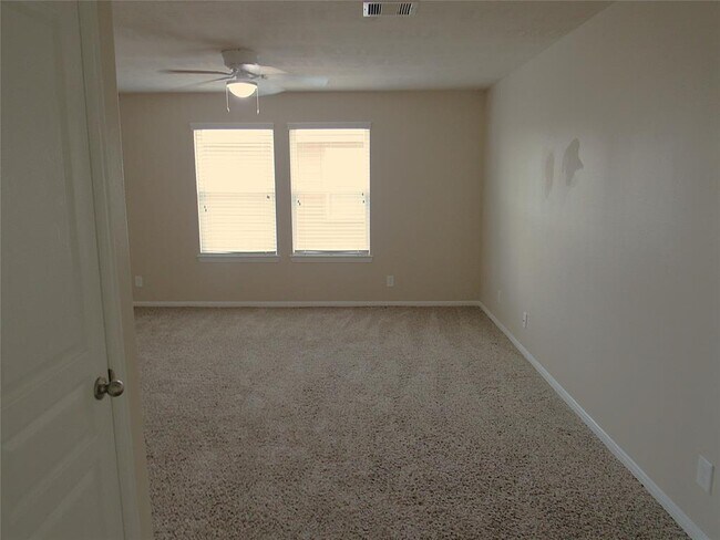 Building Photo - 17222 Hannah Oaks Ln
