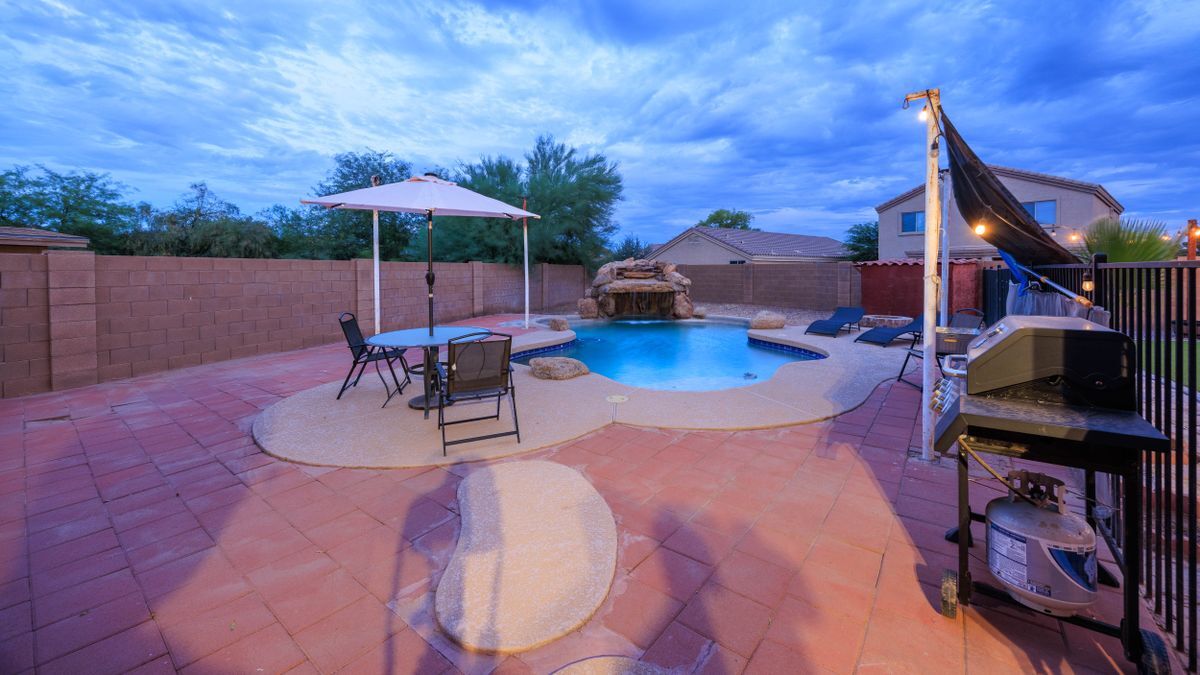 Building Photo - 42921 W Camino de Janos