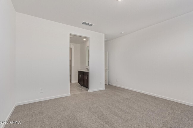 Building Photo - 7428 E Cozy Cottage Ln