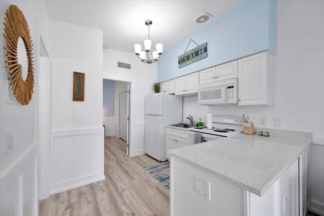 Building Photo - 711 E Gulf Blvd