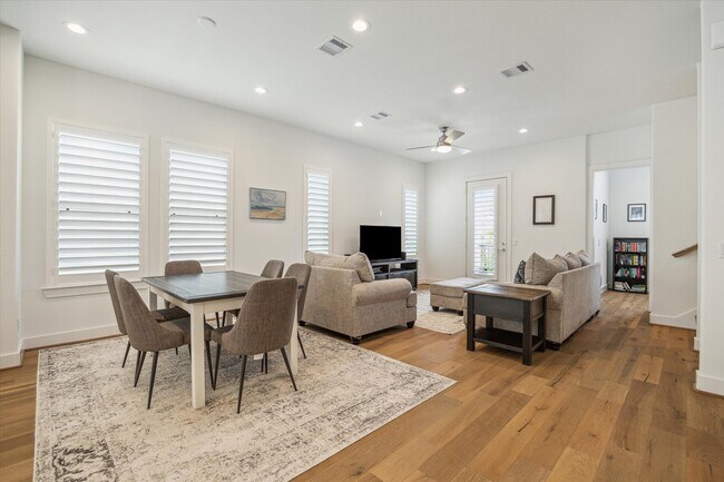 Building Photo - 930 Dunleigh Meadows Ln