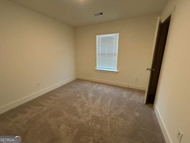 Building Photo - 7741 Squire Ct