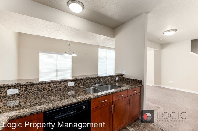 Building Photo - 2 br, 1.5 bath House - 520 S. 500 E.  #107
