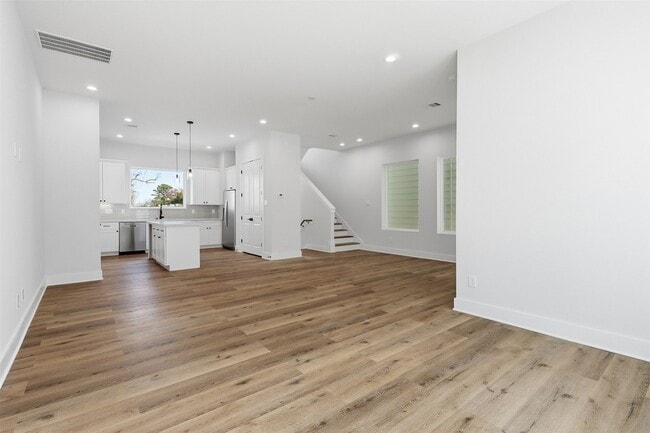 Building Photo - 9405 D Hammerly Blvd