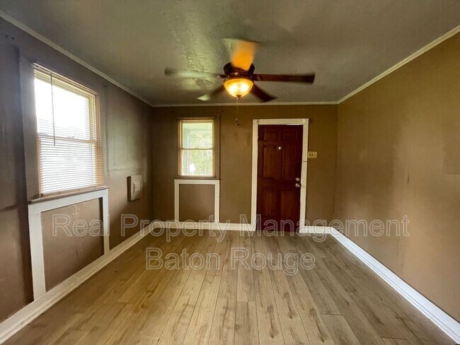 Building Photo - 37363 Cornerview Rd