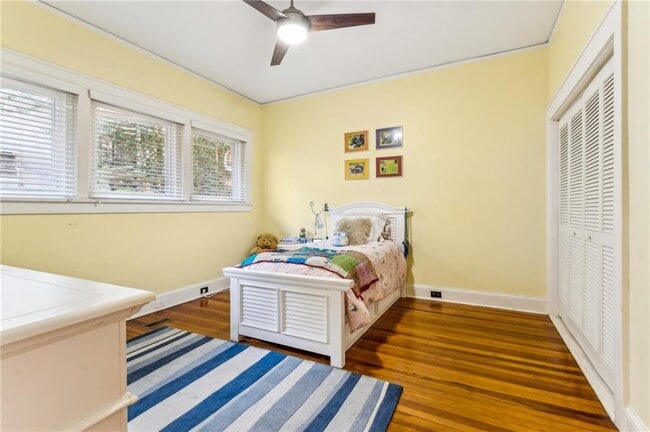 Building Photo - 901 Adair Ave NE