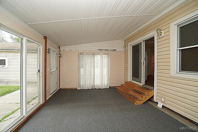 Building Photo - 55 Cornell Ave
