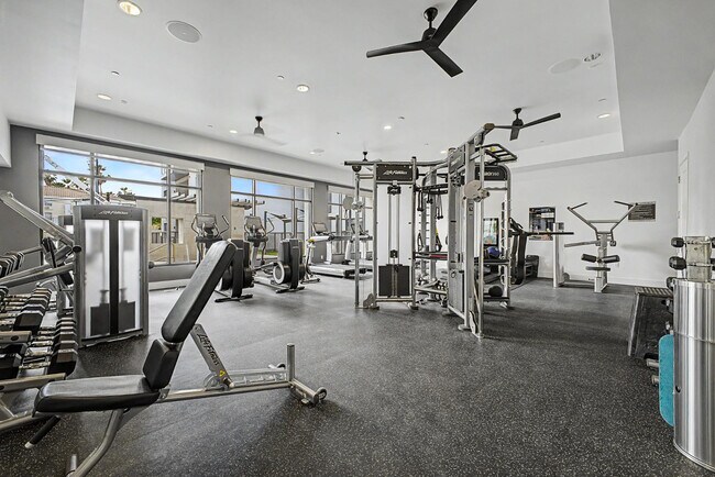 Building Photo - 7300 E Earll Dr