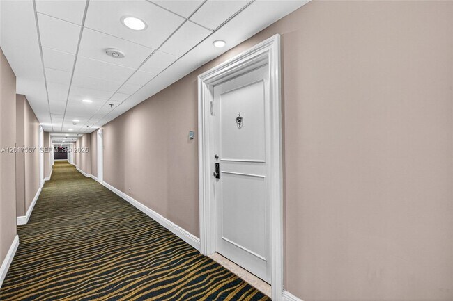 Building Photo - 2401 Collins Ave