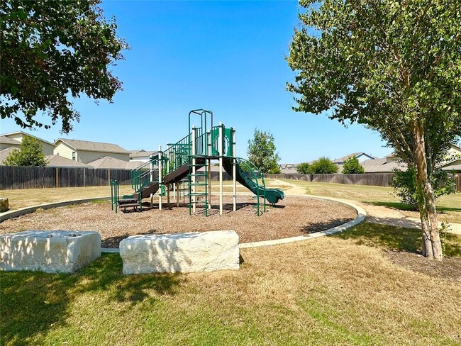 Building Photo - 8600 Cumbrae Ln