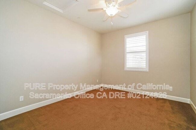 Building Photo - 1553 Bonanza Ln