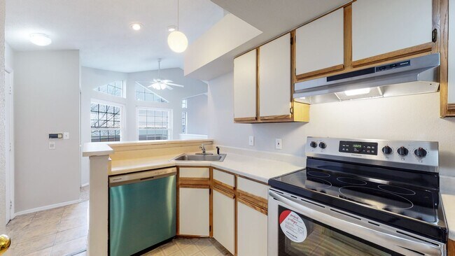 Building Photo - 4760 S Wadsworth Blvd