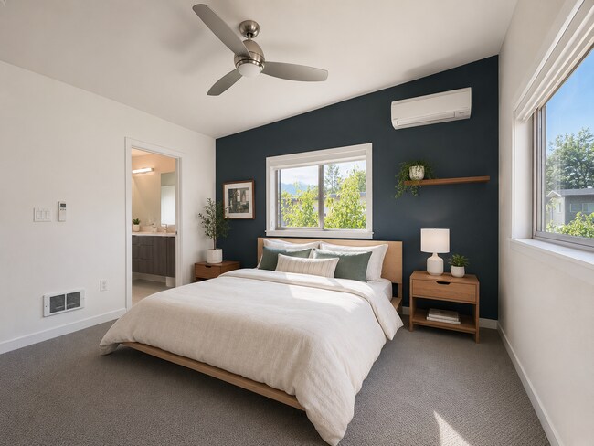 Building Photo - Beacon Hill Townhome