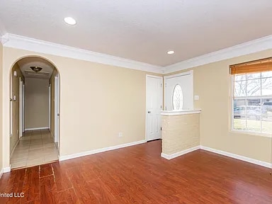 Building Photo - 5117 Potomac Dr