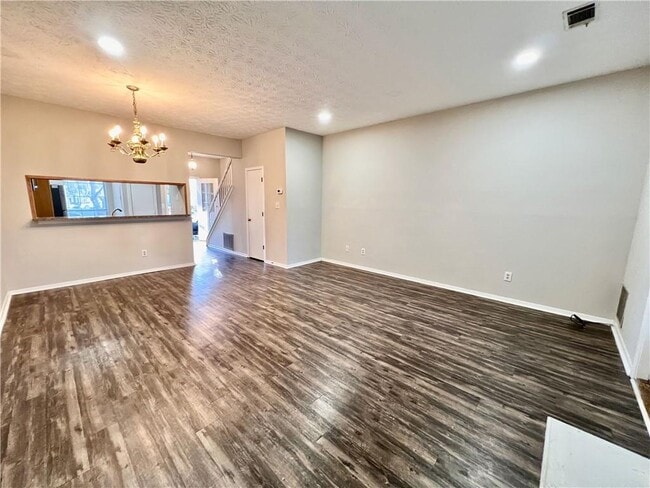 Building Photo - 206 Wedgewood Way